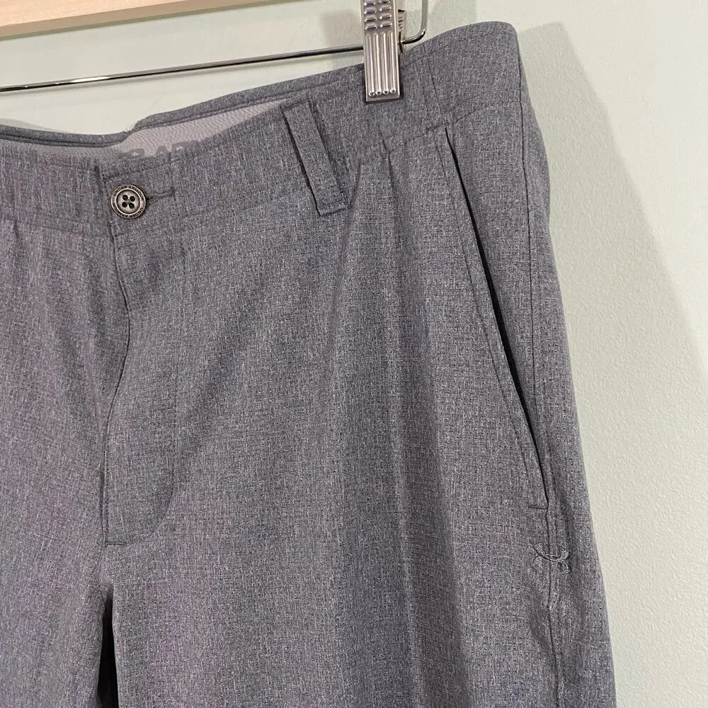 Under Armour Men's Light Grey Anti Slip Waist Straight Leg Golf Pants Size 36/30